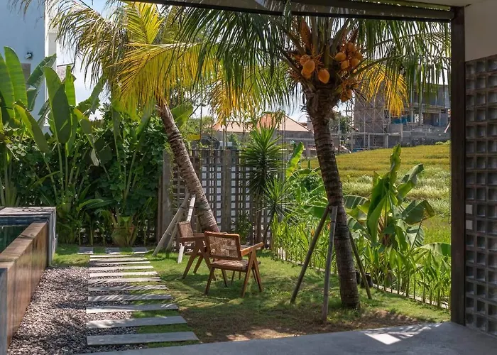 Ricefield View 3br Designer 1 Min From Mengwi