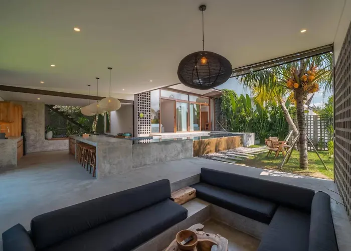 Ricefield View 3br Designer 1 Min From Holiday home